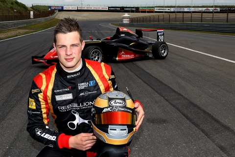Bliksemactie brengt Tommy van Erp bij Van Amersfoort Racing 1.jpg