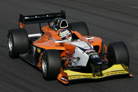 persbericht_-_kruidvat_gillette_paasraces_2013-pre3-autogp1