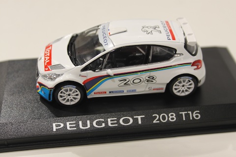 140201 Spielwarenmesse Norev 208T16