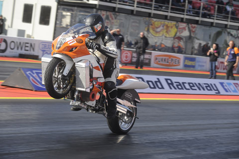 wheelie 02