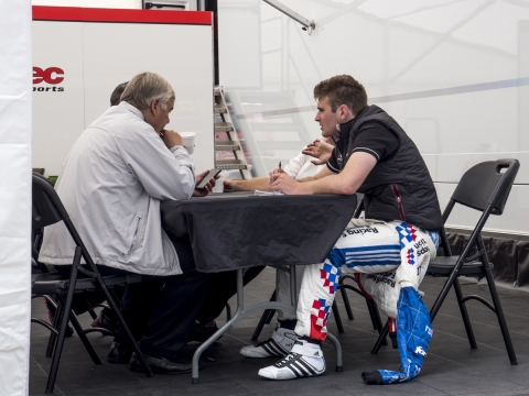 wsr-nurburgring-14-fri-17