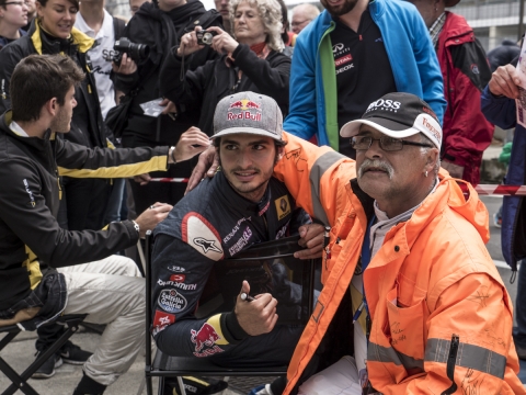 wsr-nurburgring-14-sun-14