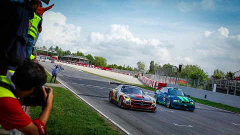 Finish 24HBarcelona-2013 800pix