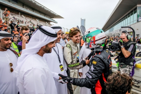 Dunlop24HDubai Atmosphere 800 pix