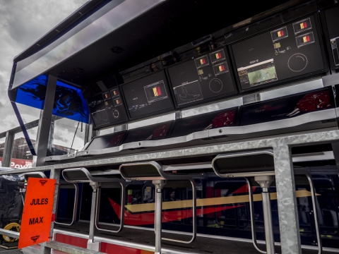 f1-pitwalk-spa14-sun-8