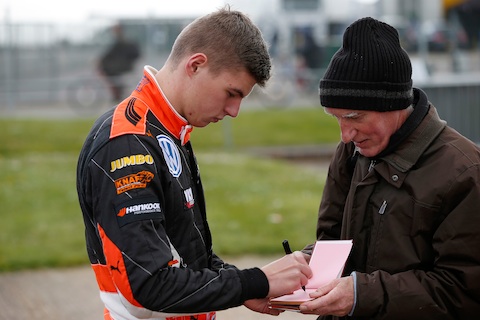 140418 F3 Quali Silverstone Max handtekeningen