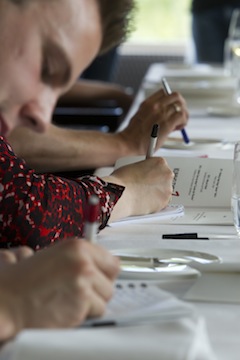 140624 F3 schrijvende pers