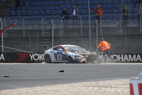 2014 Crash Aston 3
