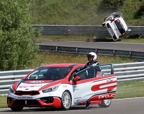 480 crash kia 1170