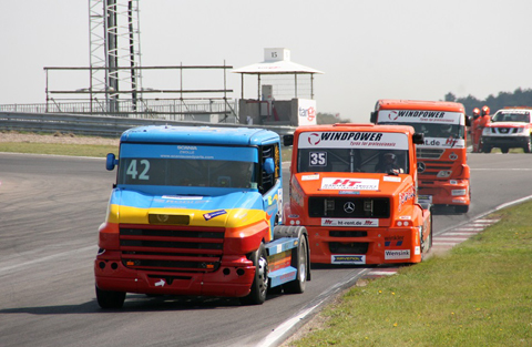 480 truck battle