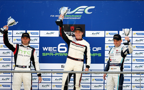 480 Bertram-podium-140503
