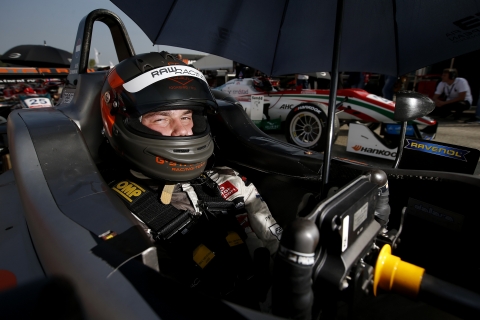 FIAF3-1412952758