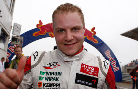 480 2010 bottas blij 6905
