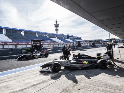 fr35-test-jerez-20150305-39