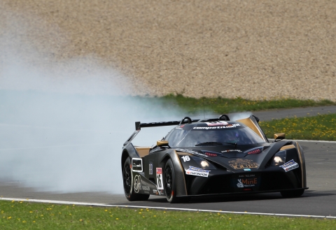 gt4groetnurburg15