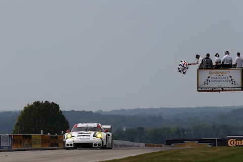 150810 USCC Porsche finish