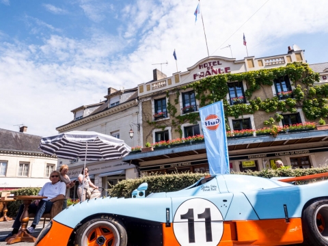lm15-derekbell-hoteldefrance-2