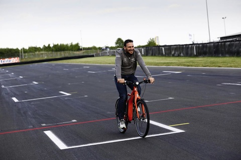 150130 DTM Mercedes Paffett fiets