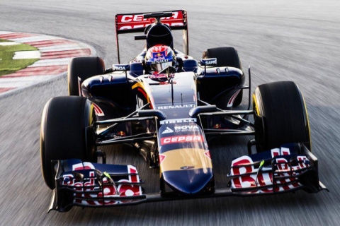 toro-rosso-str10-3
