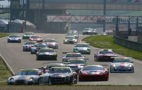 Start 12H ITALY-MUGELLO 2014 800pix