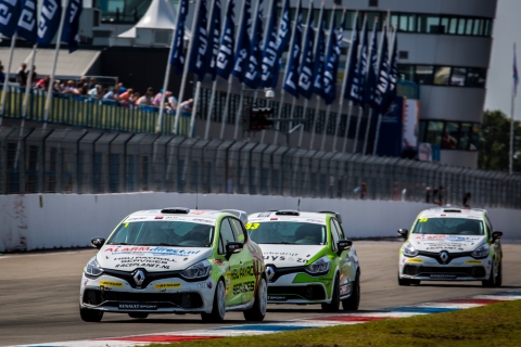 1438539847-010815 tb assen r2 sb