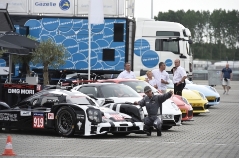 porschegroet13
