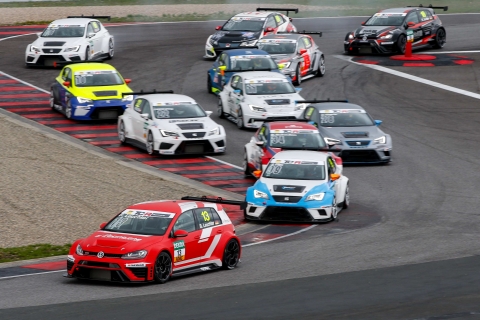 Persbericht - Zandvoort Masters Weekend 2016-pre2-3-ADAC-TCR
