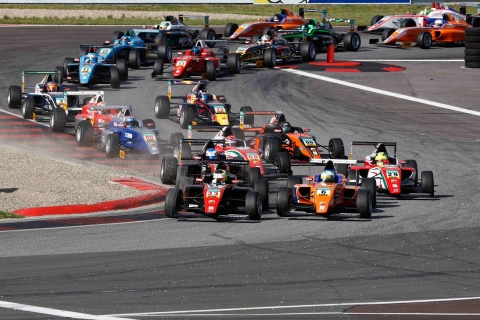 img-Persbericht - Zandvoort Masters Weekend 2016-pre1-ADAC3-PB-1100
