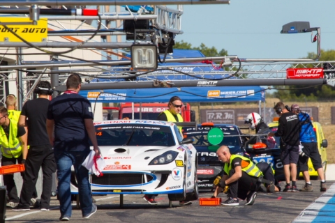 Pit lane Hankook 24H CIRCUIT PAUL RICARD 800pix