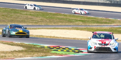 Hankook 12H ITALY MUGELLO 2015 800pix