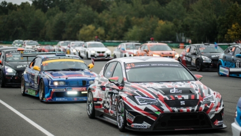 Start grid Hankook 12H EPILOG BRNO 800pix