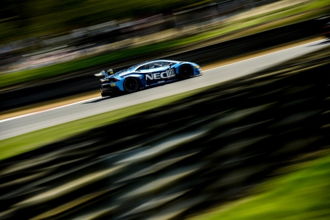 Lamborghini Leusden - Sfeerbeeld van de NEC Lamborghini Huracan op Brands Hatch 150508