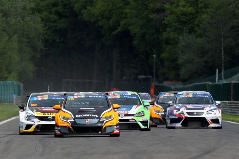 Persbericht - DTM2016-pre3-Letihon