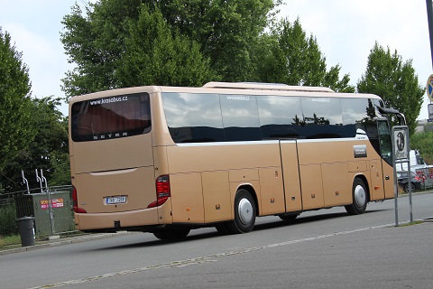 Bus 1