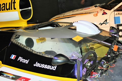2016 Cockpit A442