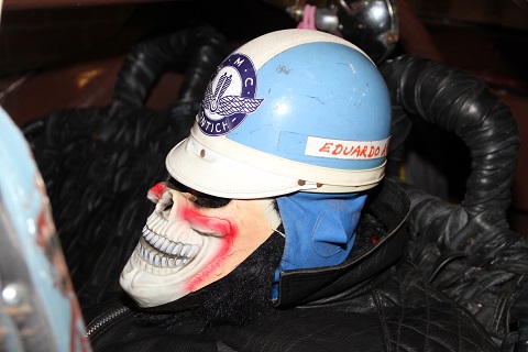 2CV Helm