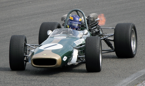 Geoff-Brabham-vlamt
