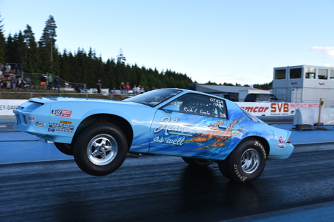 wheelie.30
