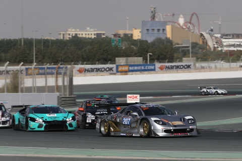 Dubai NL 207