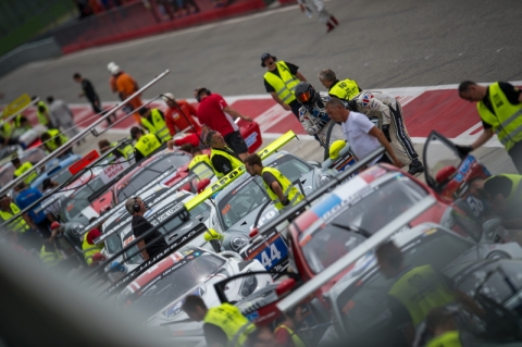 Pit Lane 800pix