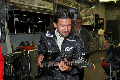 2017 Gitarist