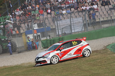 2017 Clio Out