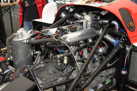 2017 Porsche Motor 2