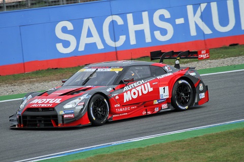 2017 Nissan Zijkant