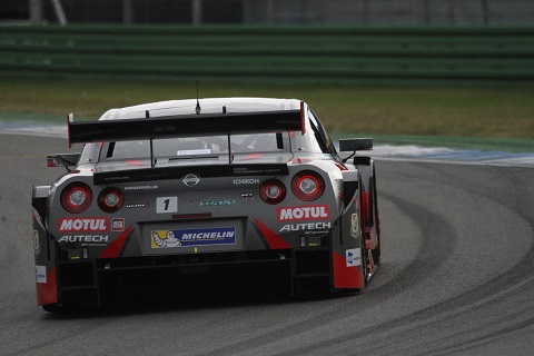 2017 Nissan achterzijde