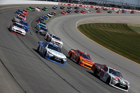 Justin Allgaier wint Xfinity Chicagoland. Reguliere titel voor Sadler