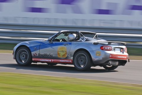 Mazda Endurance Challengers kampioen Toerklasse in DNRT Endurance