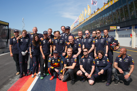 480-redbullcrew
