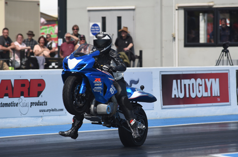 ssbwheelie.03