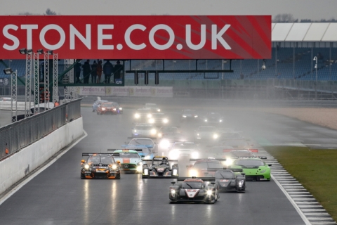 Re-start Hankook 12H SILVERSTONE 800pix